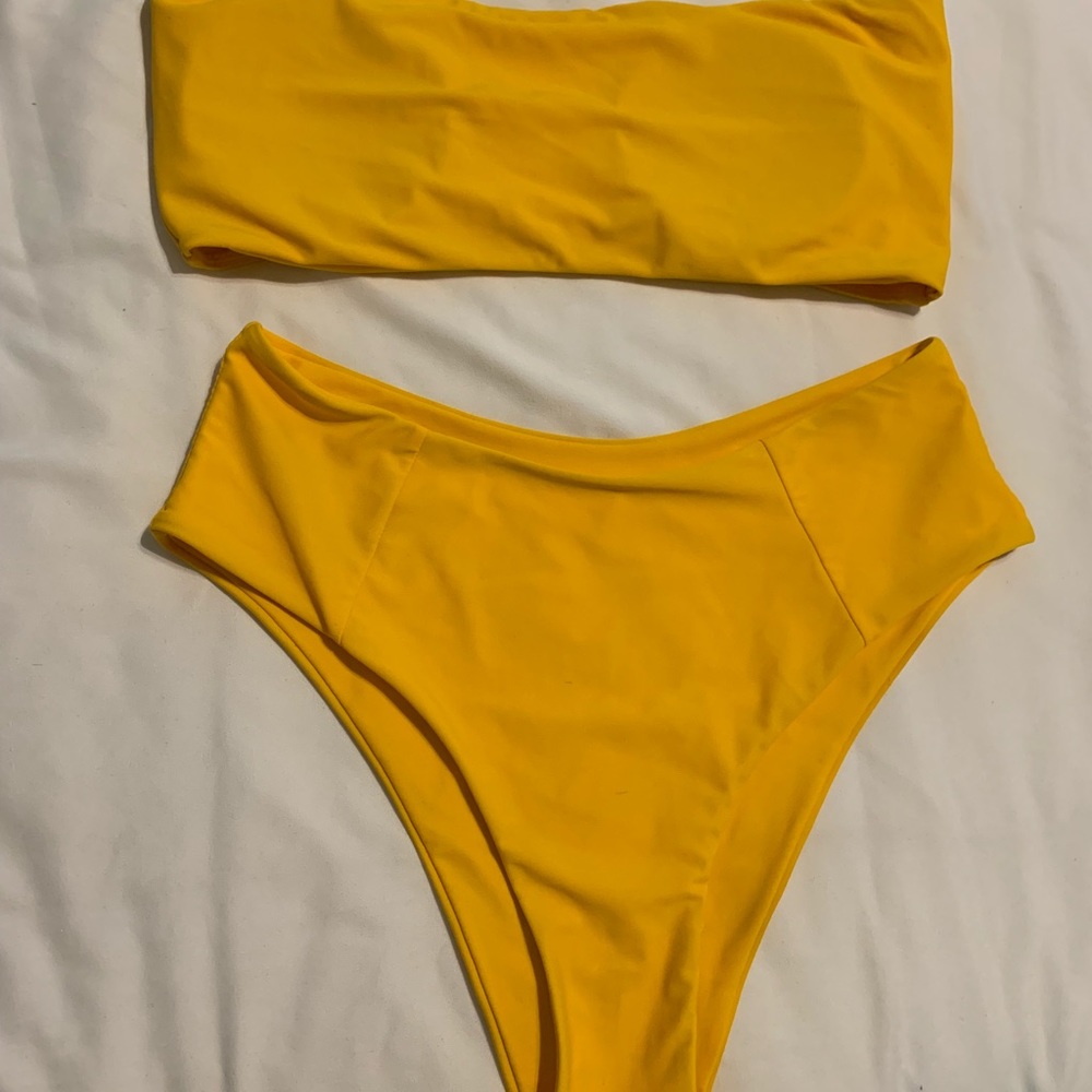 Yellow high wastes bikini New